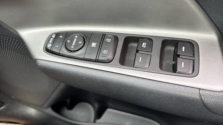 Kia E-Niro 150kW 2 Long Range 64kWh 5dr Auto Electric Estate